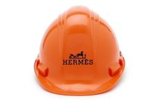 Фото - Винтажные строительные шлемы Hermes возмутили соцсети