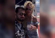 Фото - 40-летняя Бритни Спирс в бикини станцевала с мужем на яхте
