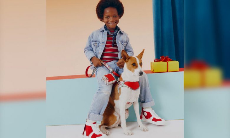 Фото - Бренд Christian Louboutin запустил линейку обуви для детей и аксессуаров для собак