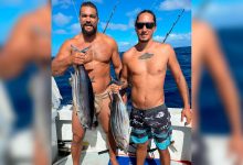 Фото - Джейсон Момоа отправился на рыбалку в гавайской набедренной повязке