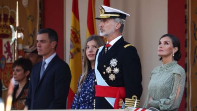 Фото - Король и королева Испании появились на праздновании Национального дня в Мадриде