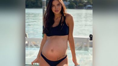 Фото - Оксана Самойлова опубликовала архивное фото в бикини с беременным животом